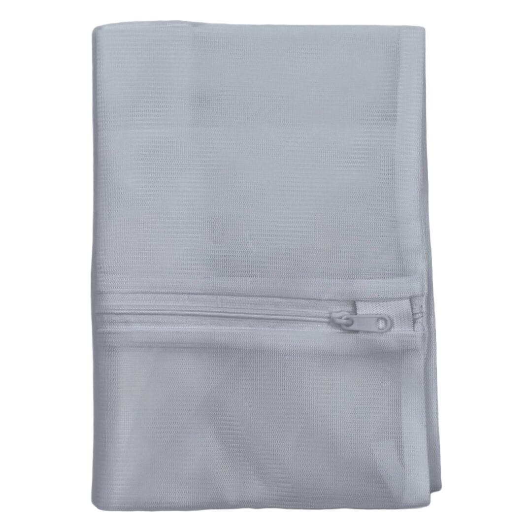 A white sheet with a zipper on it.